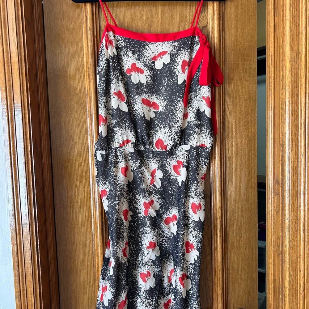 Laundry By Shelli Segal Black and Red Floral Chemise Dress Size 4